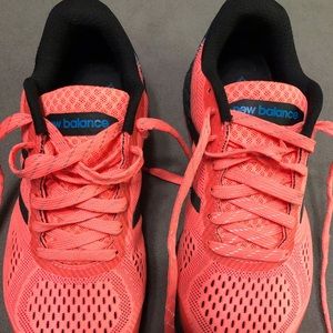 New Balance athlete shoes  like new worn once